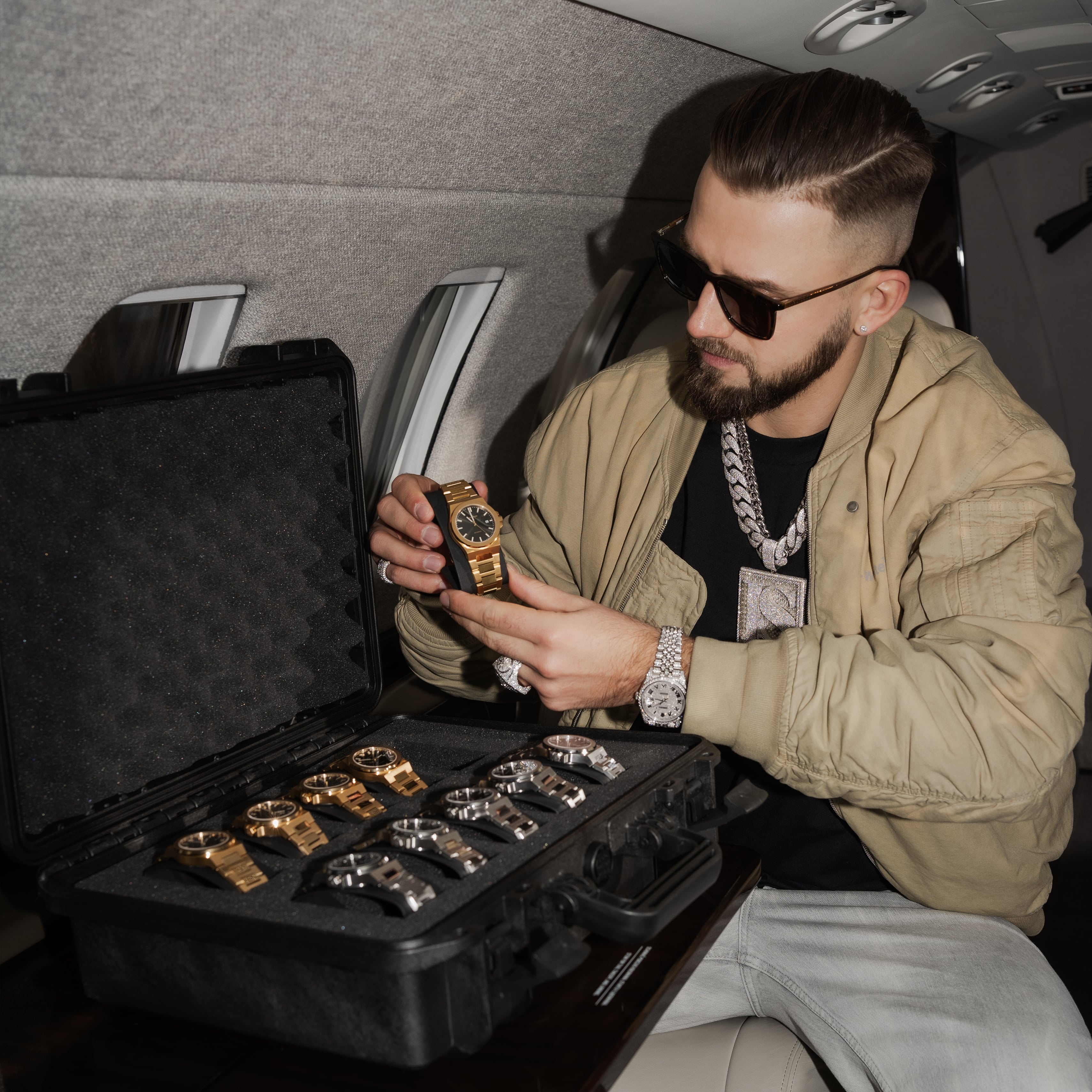 Alpha Champ Automatic 40mm Watch Gold