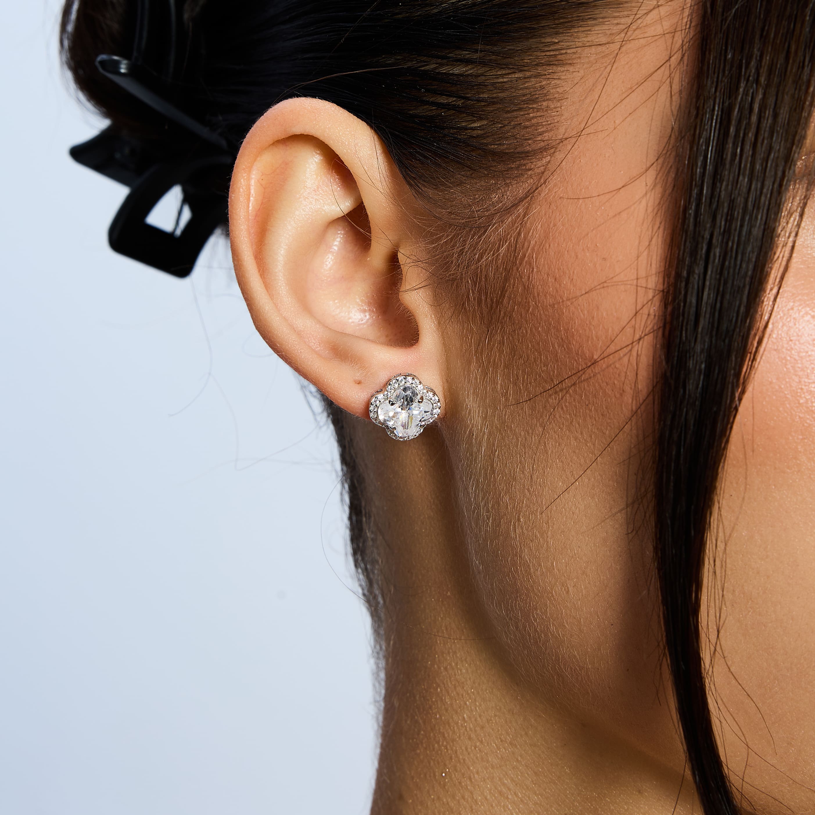 Diamond Leaf Clover White S925 earrings