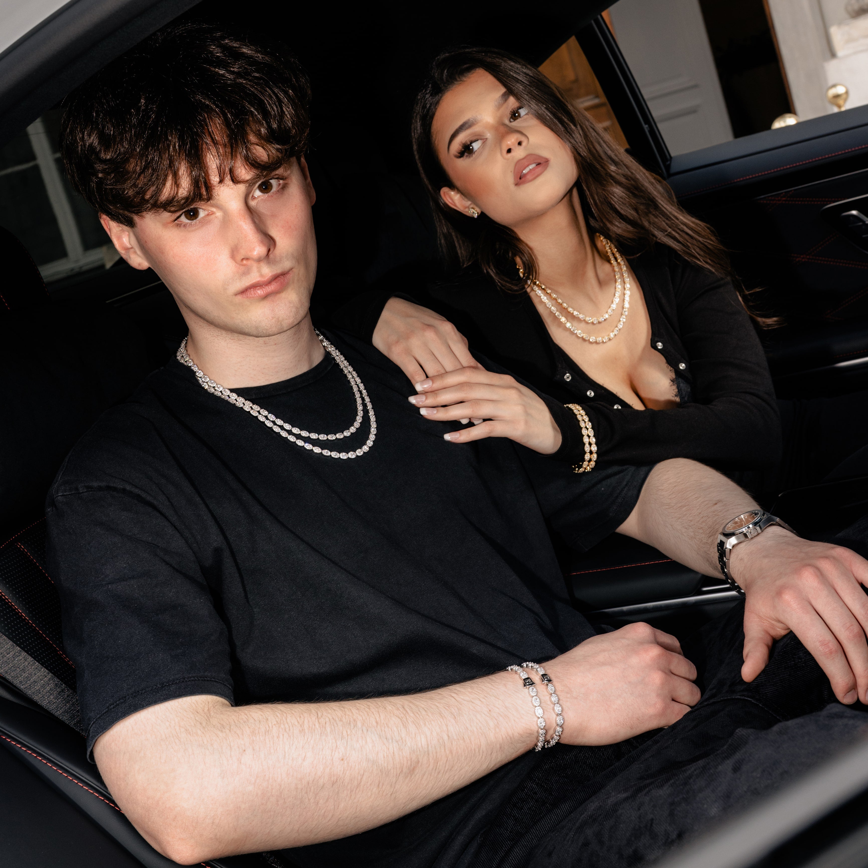 Chaîne de tennis ovale à grappes de 6 mm en or blanc