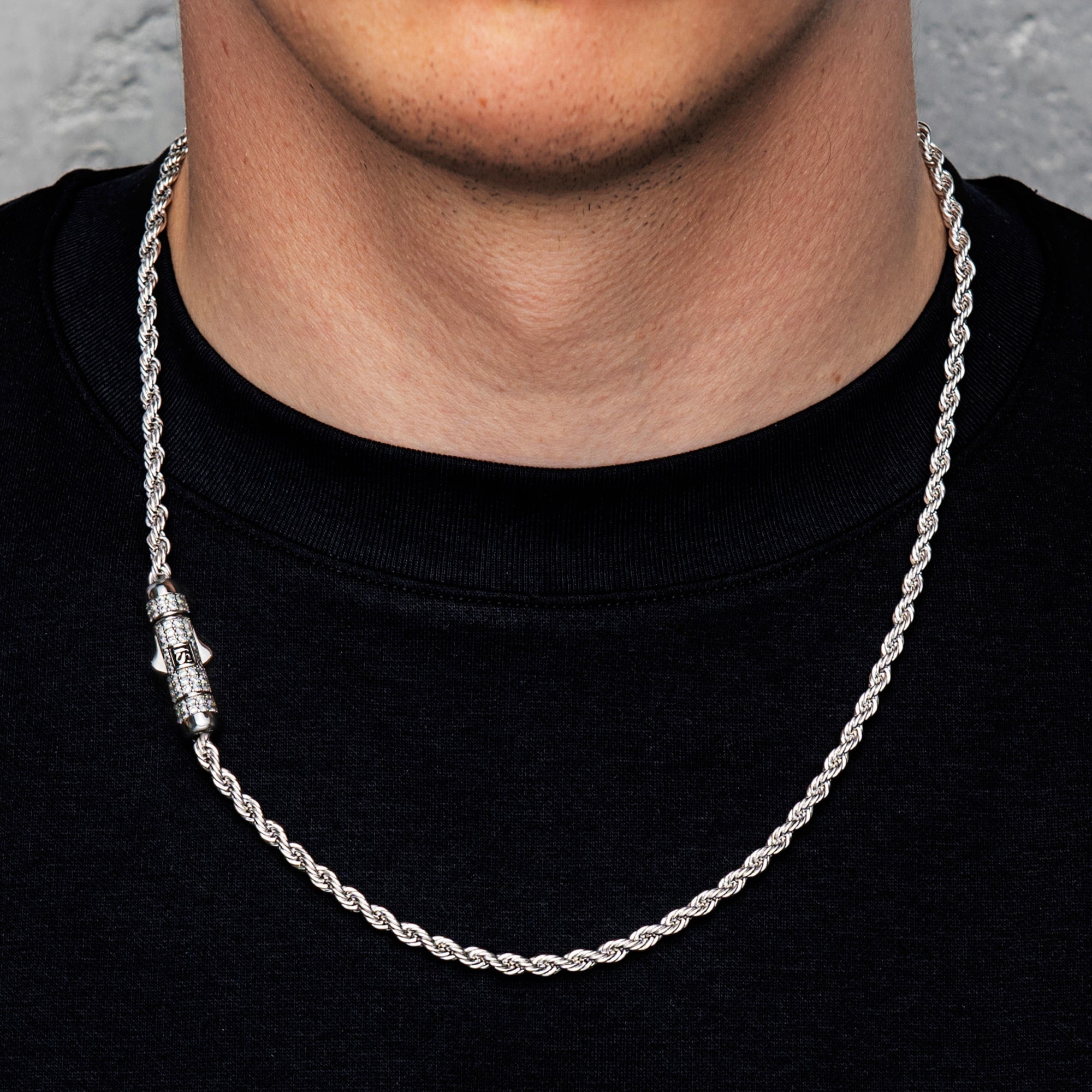 Chaîne corde 4 mm fermoir diamant or blanc