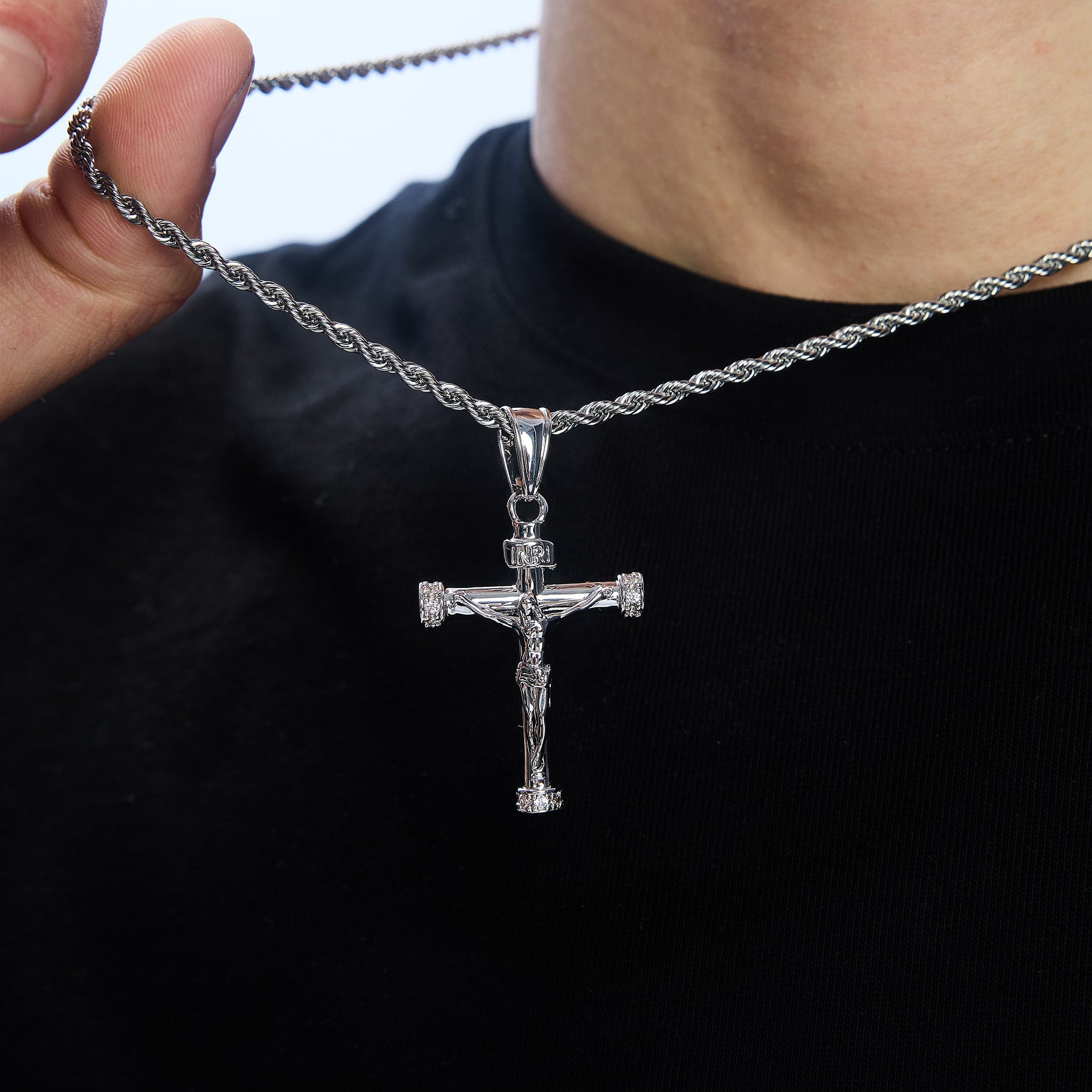 Pendentif Croix en Diamant en Or Blanc
