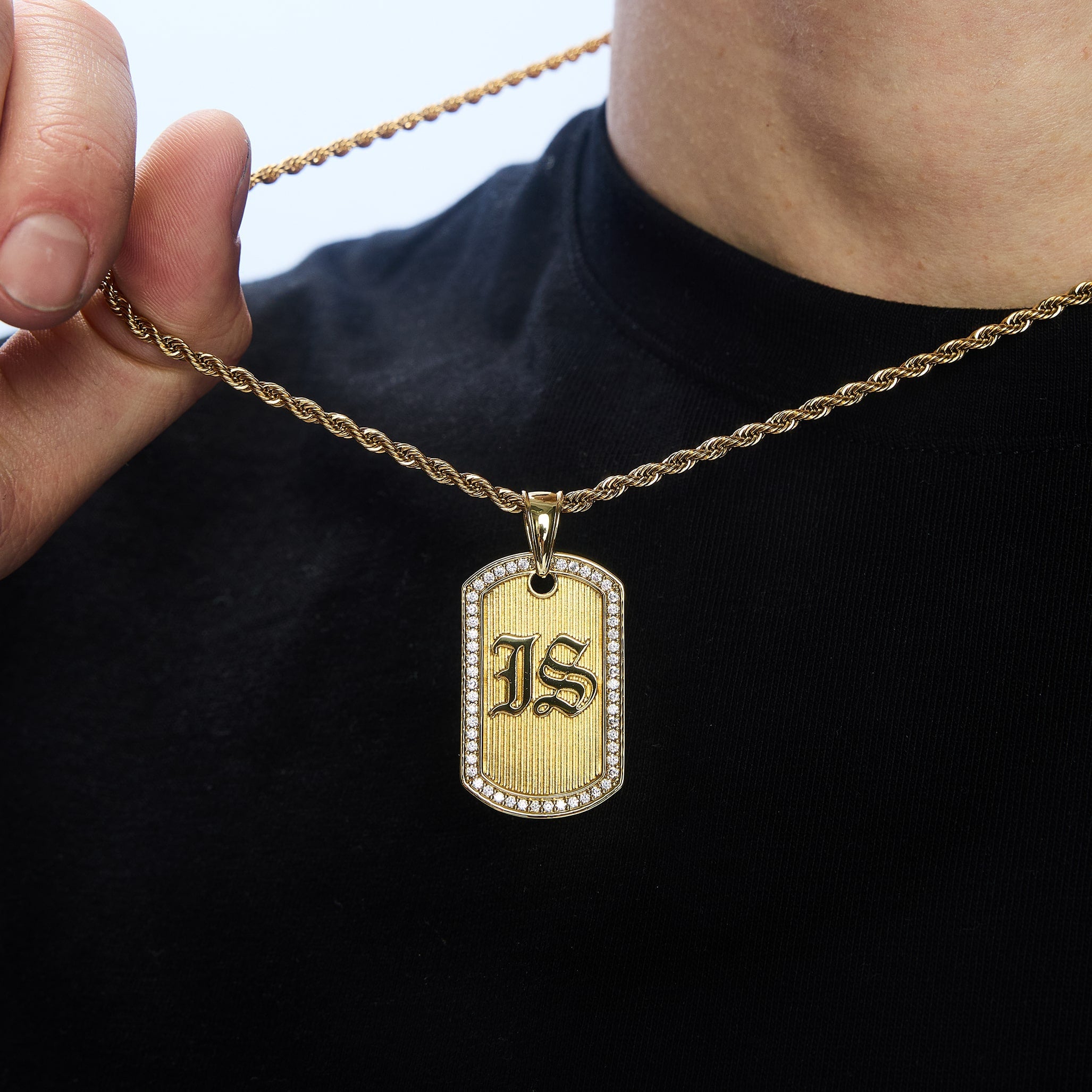 Pendentif Goth Tag EN Or