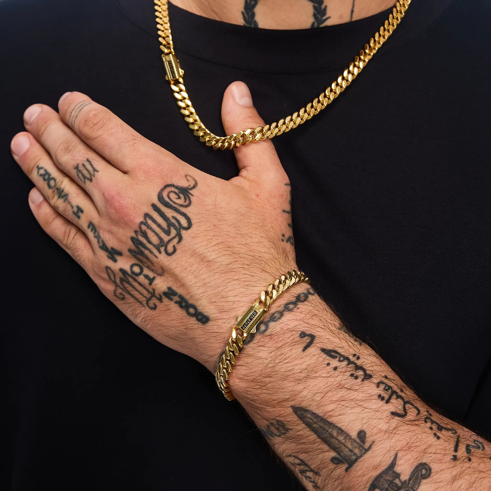 Premium Curb Cuban Link Bracelet 8mm Gold