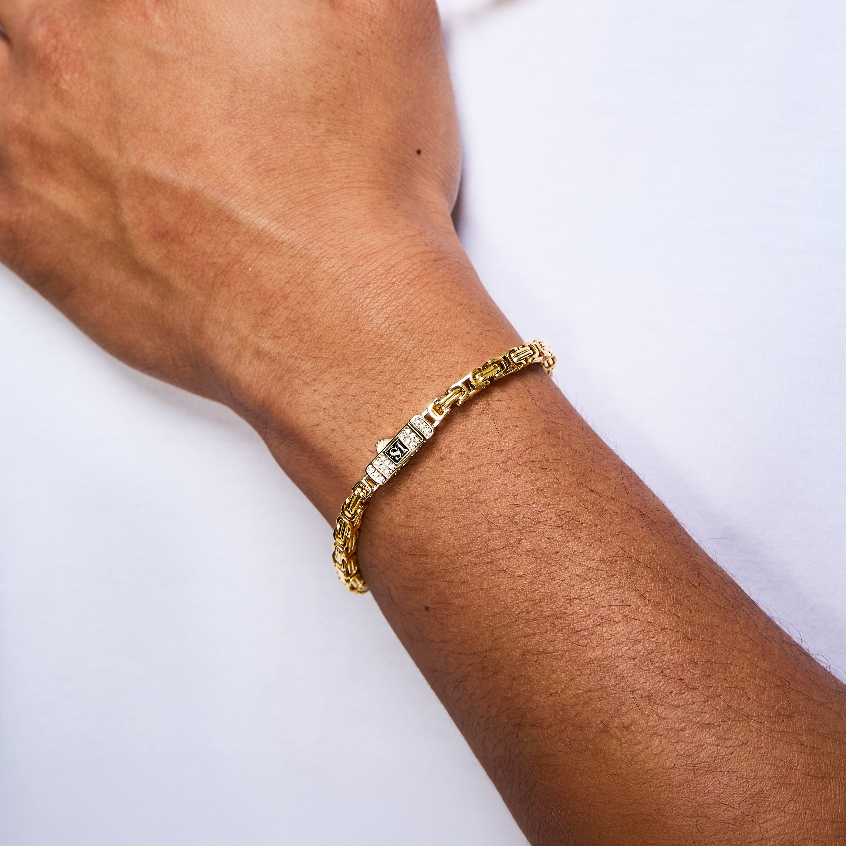 Byzantine Bracelet 4mm Diamond Clasp Gold
