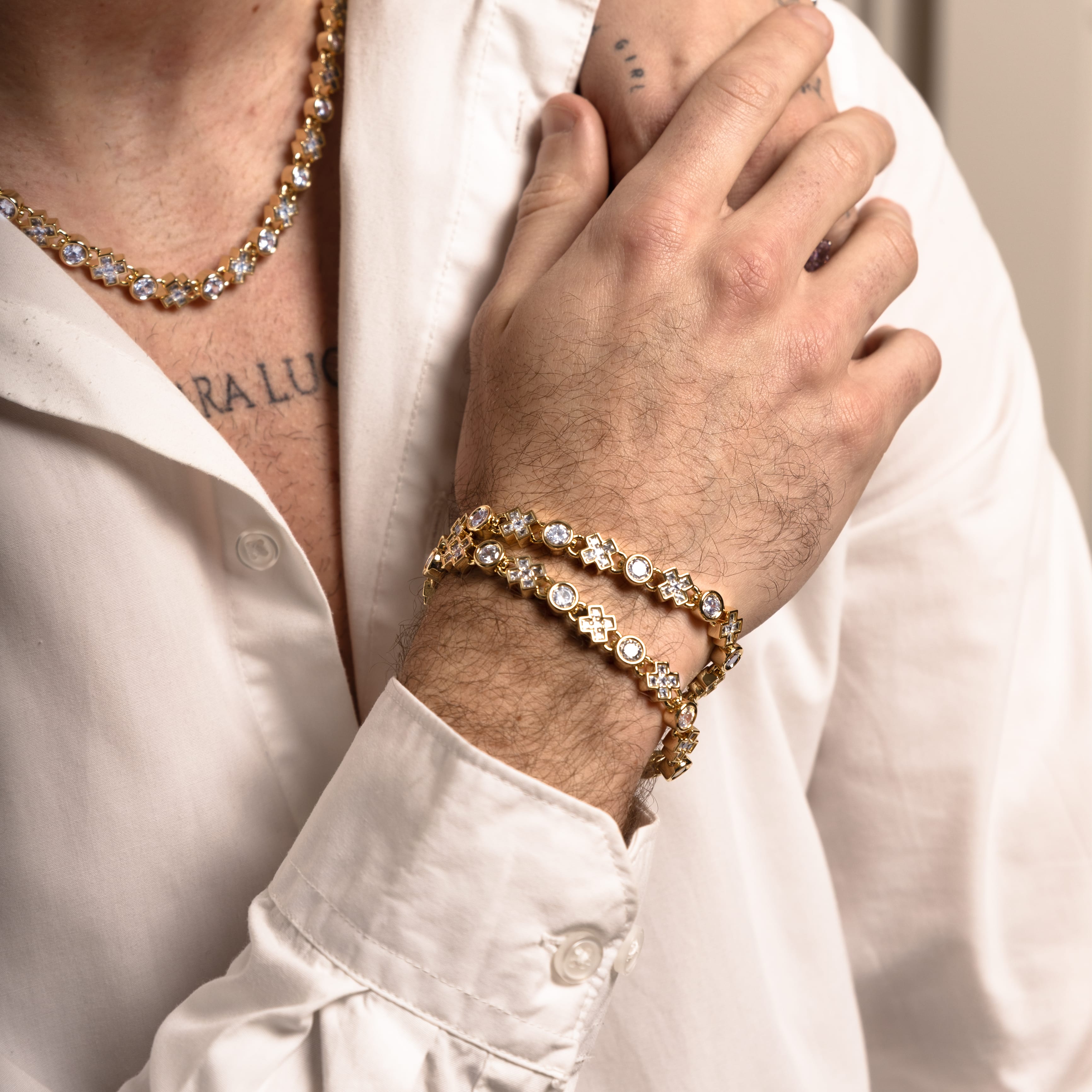 Diamond XOXO Link Bracelet 8mm Gold