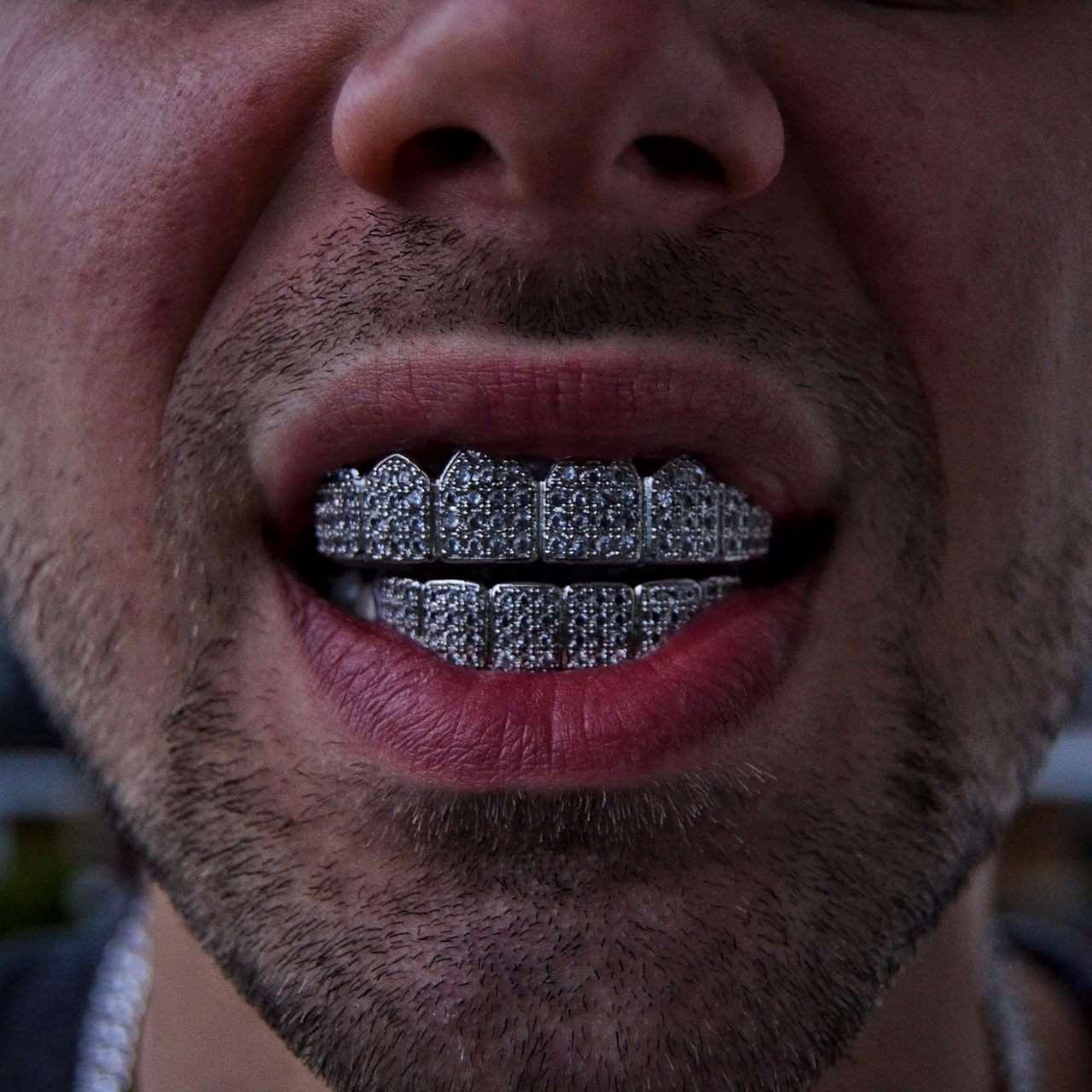 DIAMOND GRILLZ BIAŁE ZŁOTO