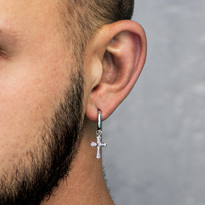Boucles d'oreilles Sharp Cross en or blanc