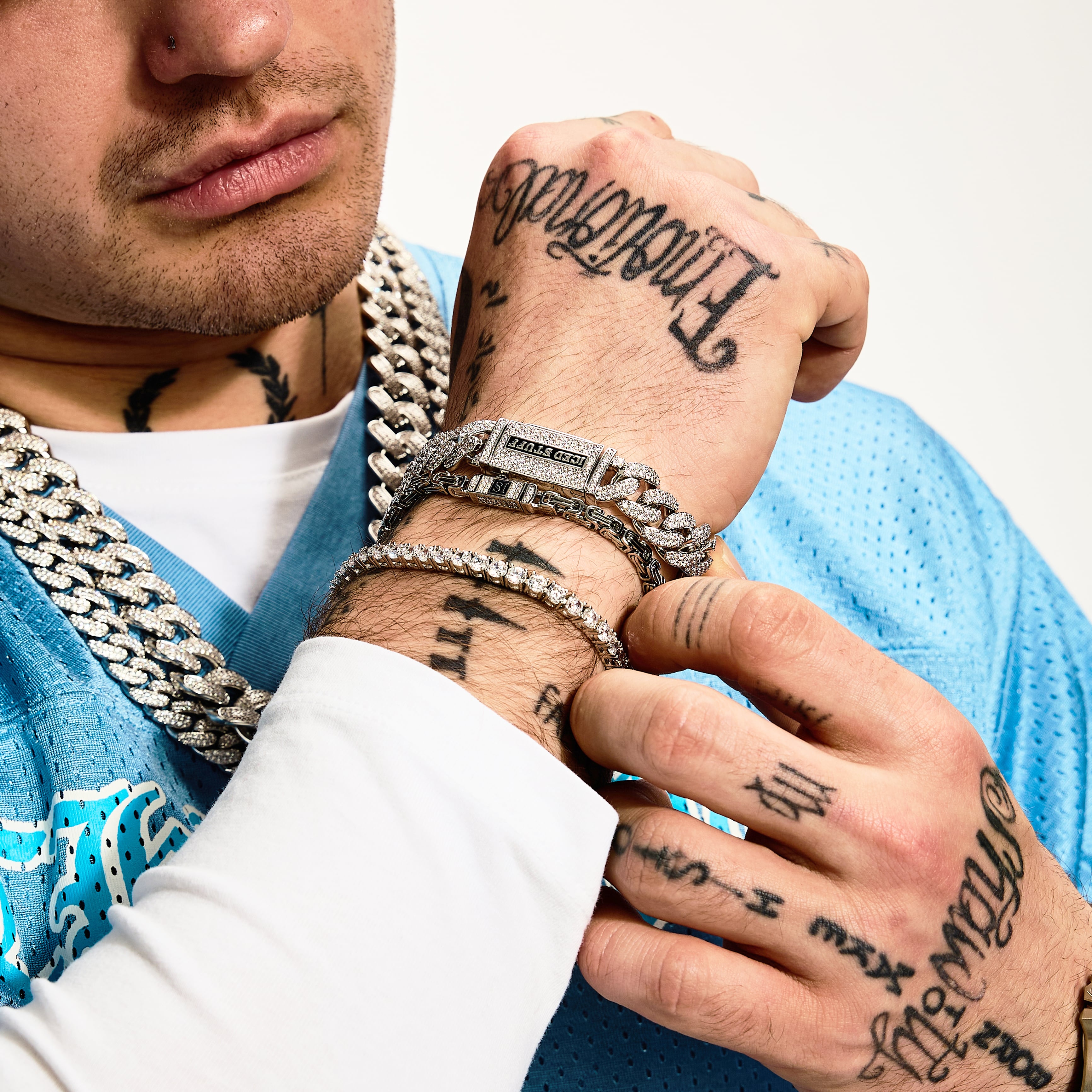 Royal 4mm Diamond Clasp Bracelet in White Gold