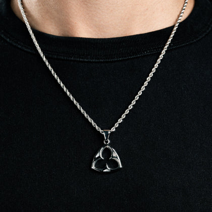 Gothic Ornament Pendant White Gold