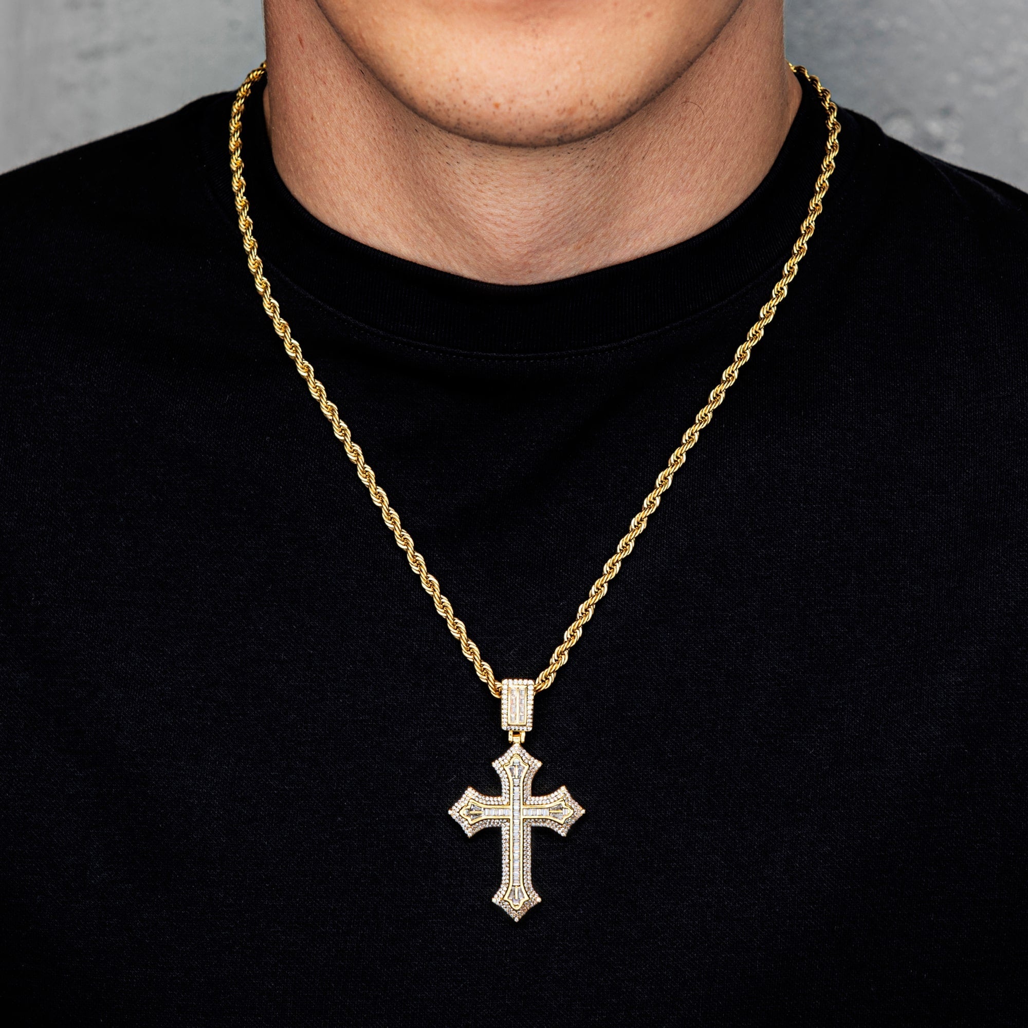 2Pac Cross Pendant Gold