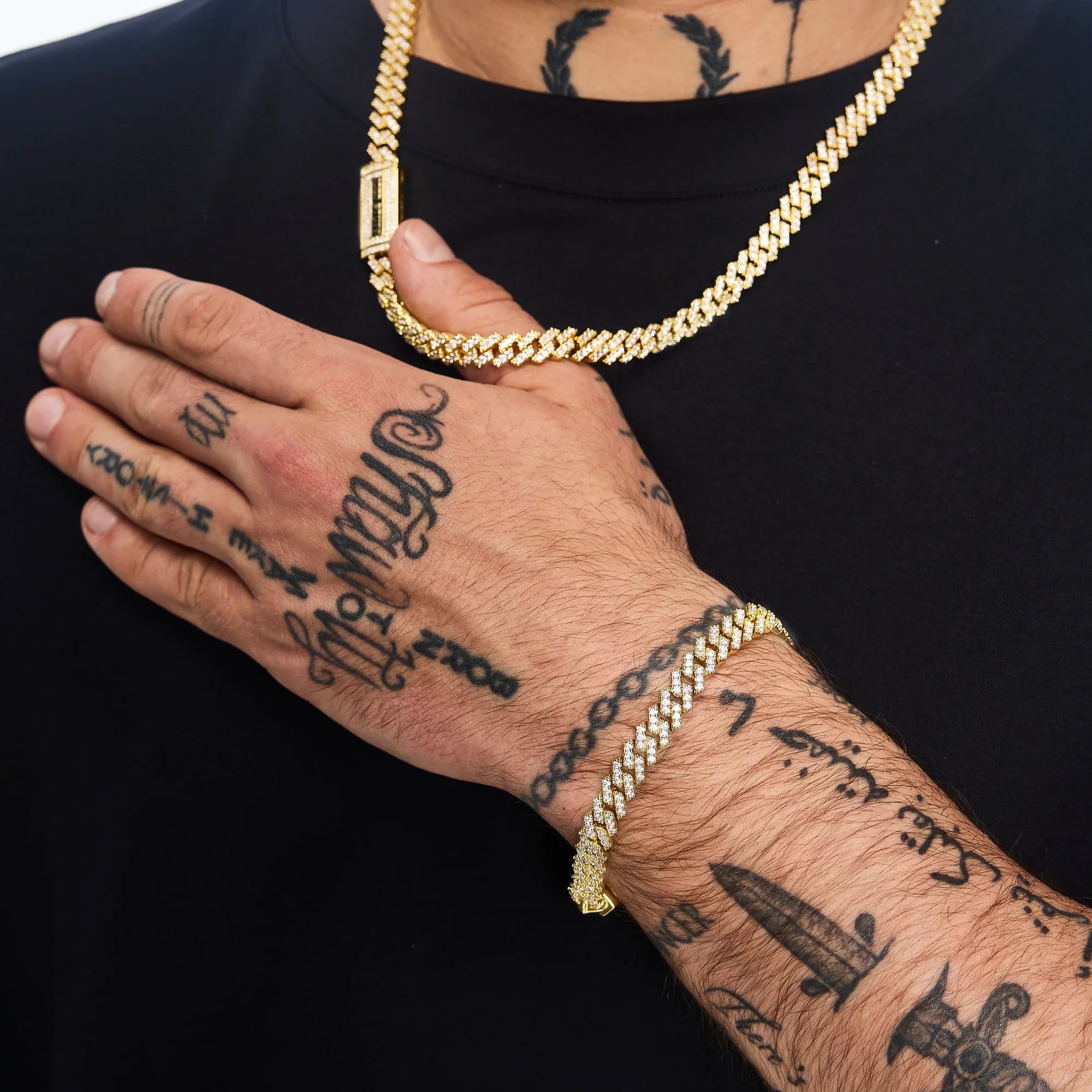 Premium Diamond Prong Cuban Link Bracelet 8mm Gold