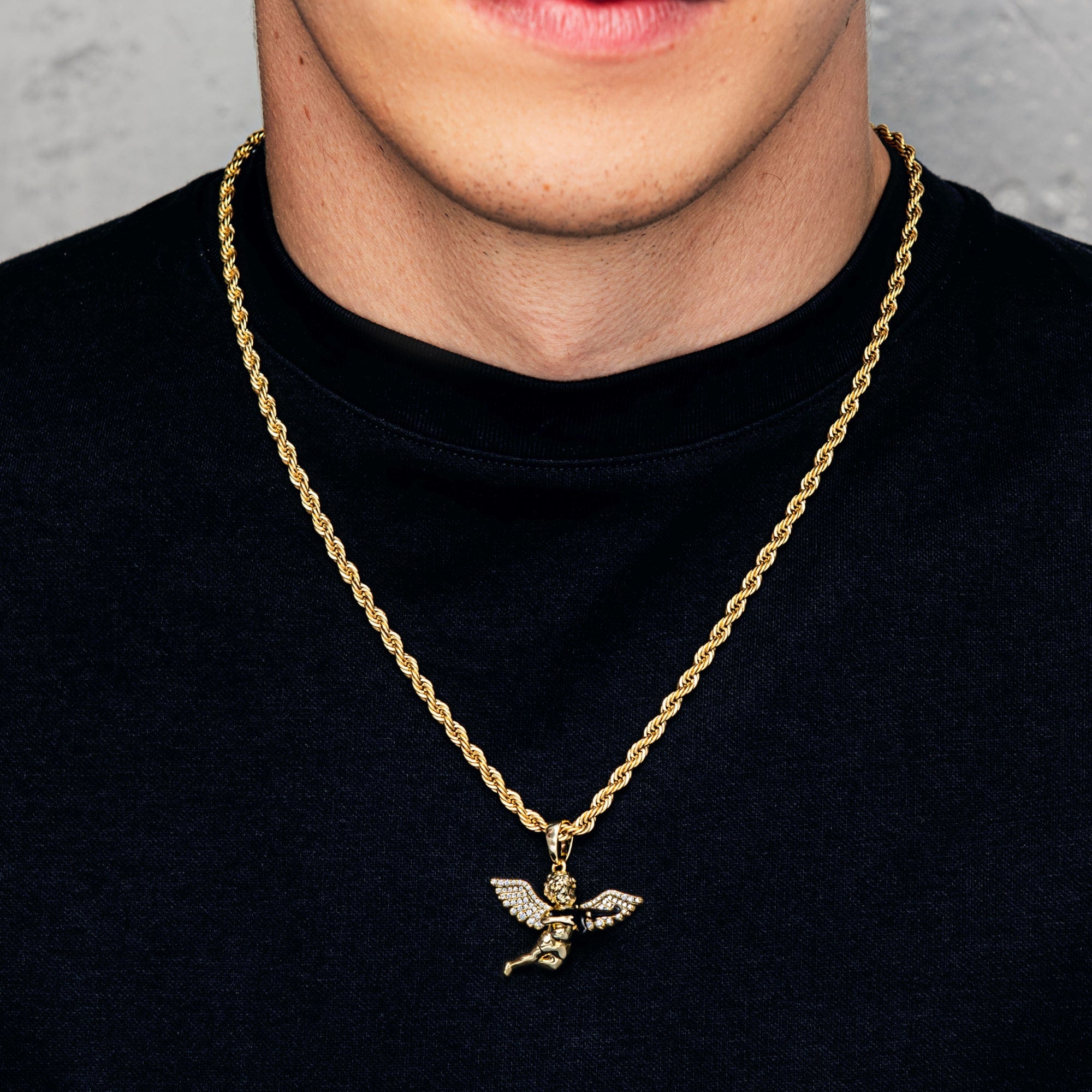 Angel of War Pendant Gold